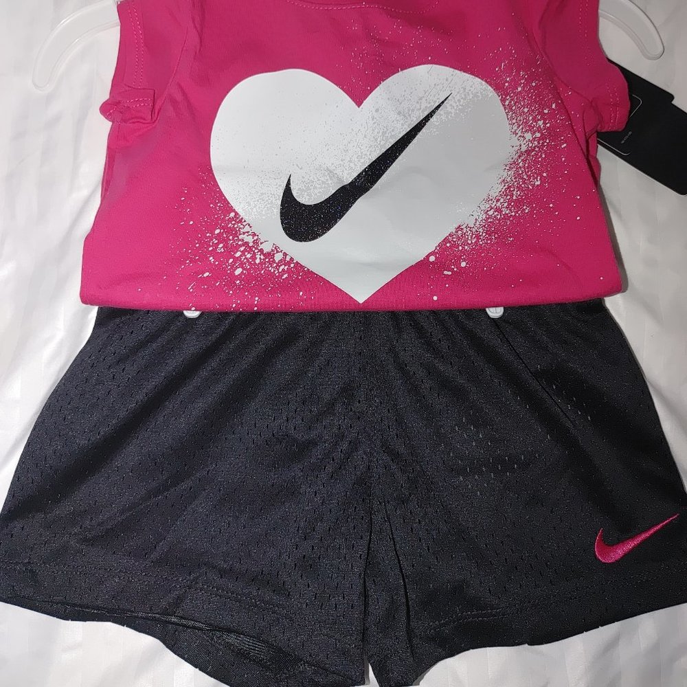 Nike 2 pc outfit